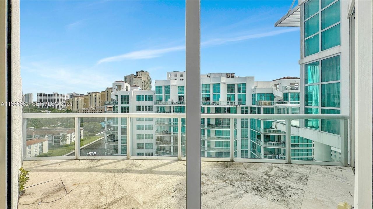 3131 NE 188th St , Unit 1-1205, Aventura, FL 33180 Photo