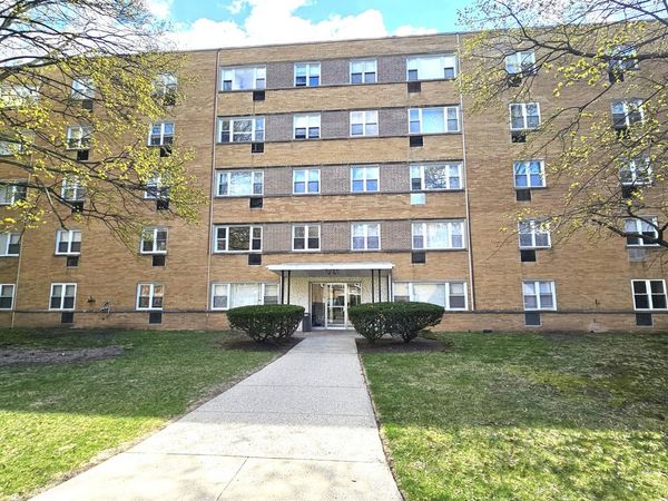 2025 W GRANVILLE Avenue , Unit 305, Chicago, IL 60659
