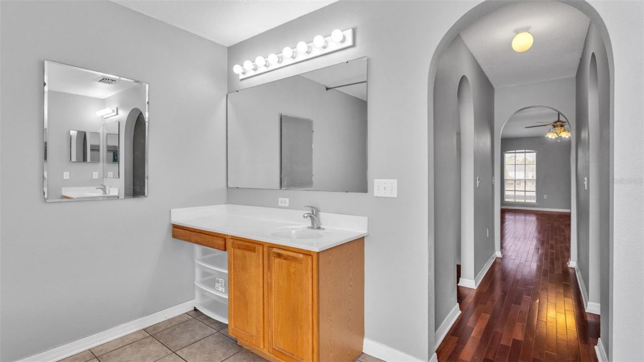 5187 Spanish Oaks Dr , Lakeland, FL 33805 Photo