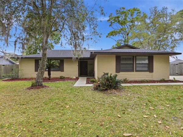 7306 SW 17TH PLACE , GAINESVILLE, FL 32607