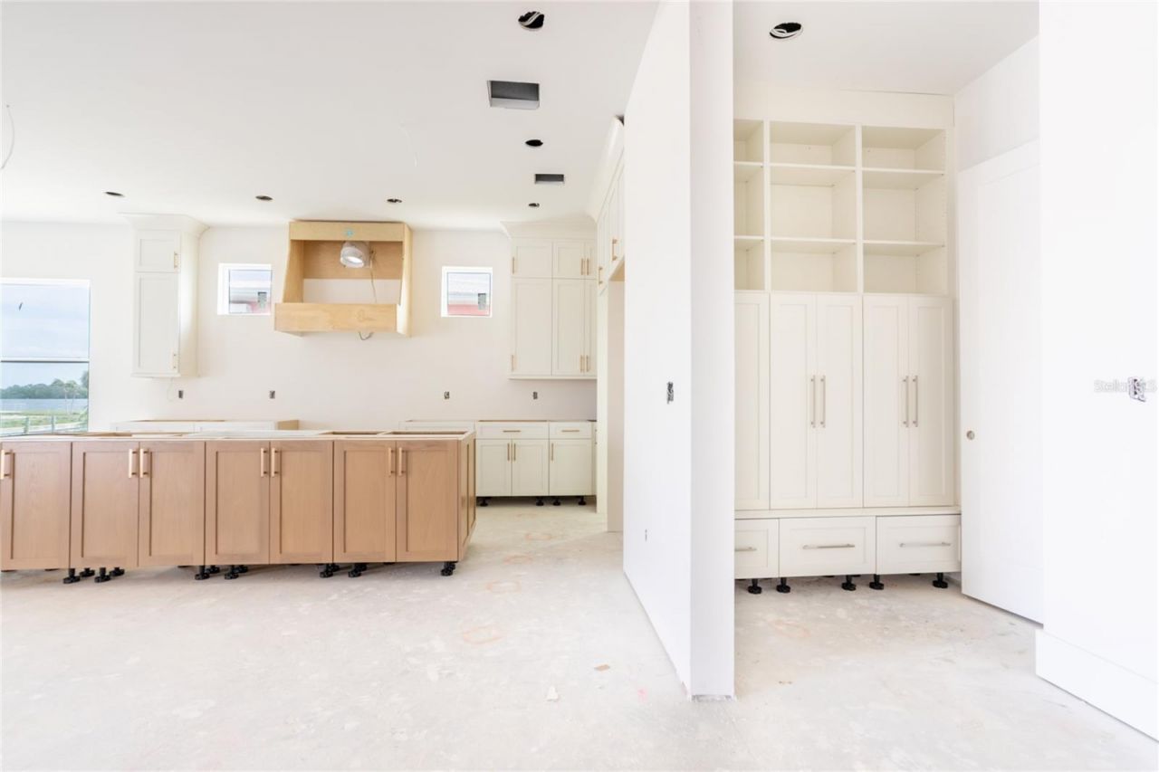 2071 Illinois Avenue Ne, Saint Petersburg, FL 33703 Photo