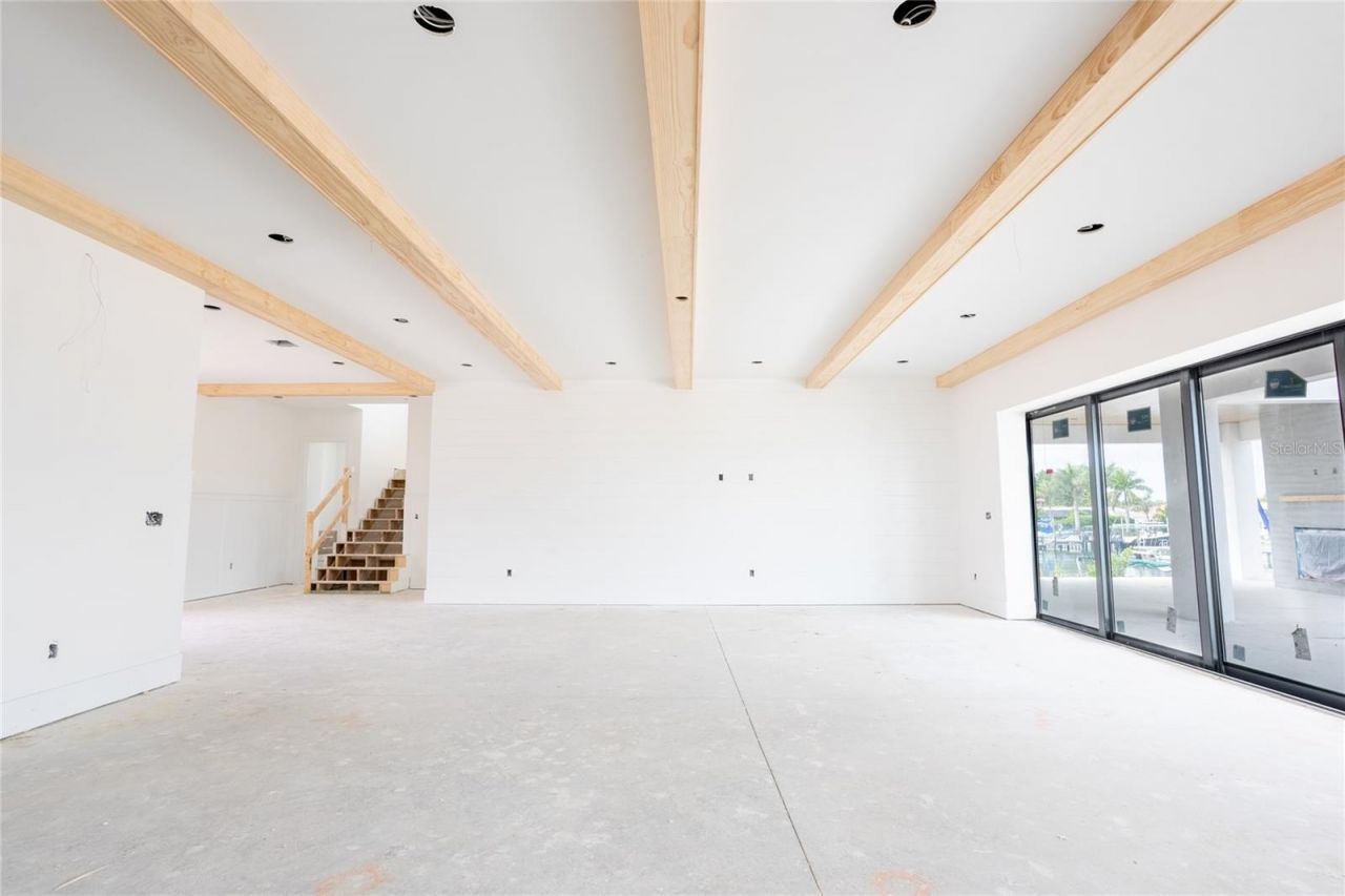 2071 Illinois Avenue Ne, Saint Petersburg, FL 33703 Photo