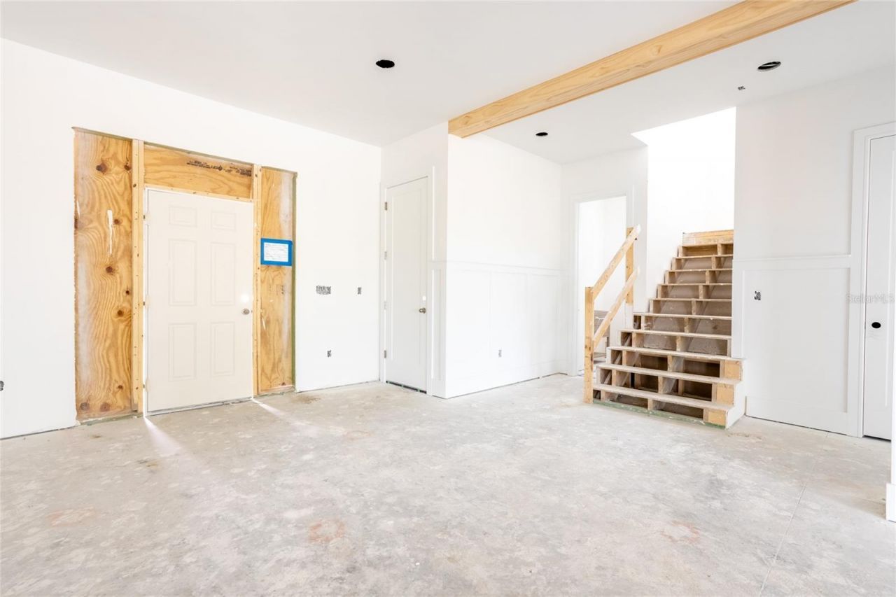 2071 Illinois Avenue Ne, Saint Petersburg, FL 33703 Photo