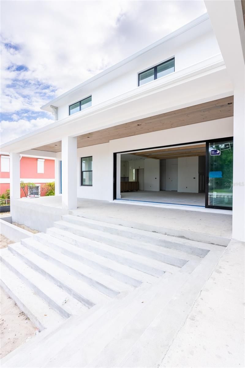 2071 Illinois Avenue Ne, Saint Petersburg, FL 33703 Photo