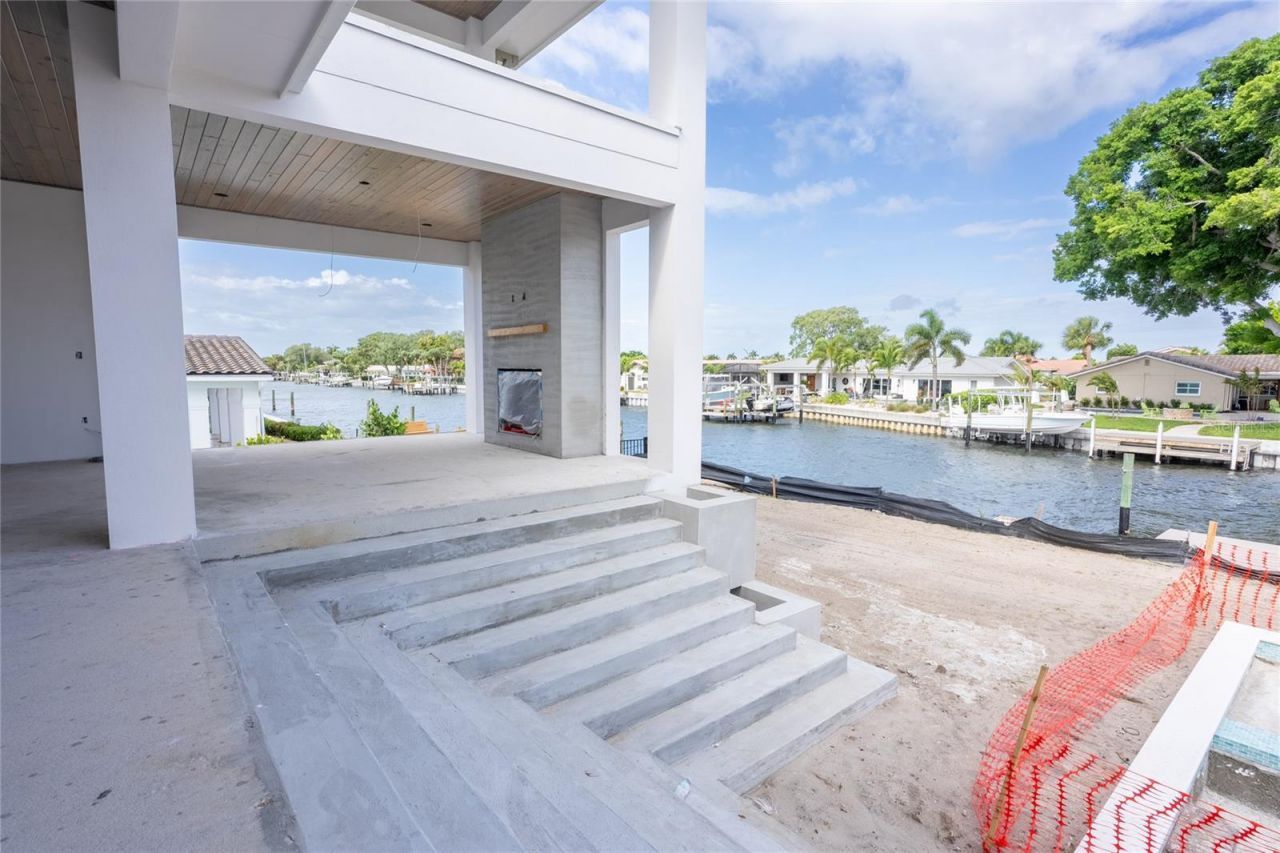 2071 Illinois Avenue Ne, Saint Petersburg, FL 33703 Photo