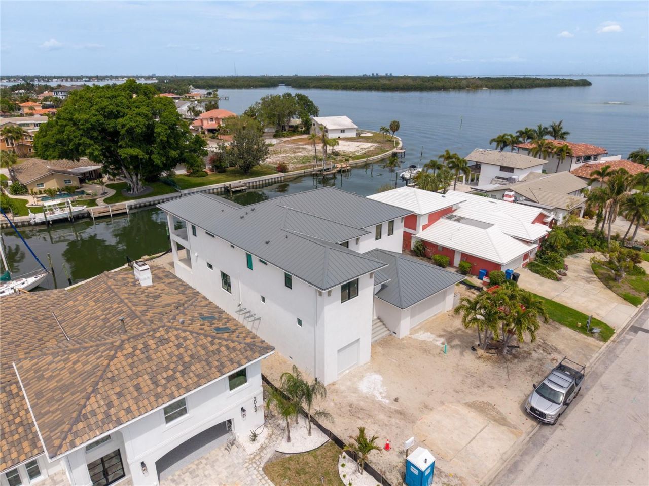 2071 Illinois Avenue Ne, Saint Petersburg, FL 33703 Photo