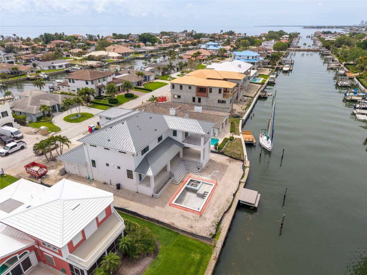 2071 Illinois Avenue Ne, Saint Petersburg, FL 33703 Photo