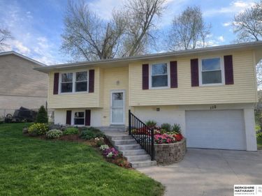 112 JAMES Street , Plattsmouth, NE 68048