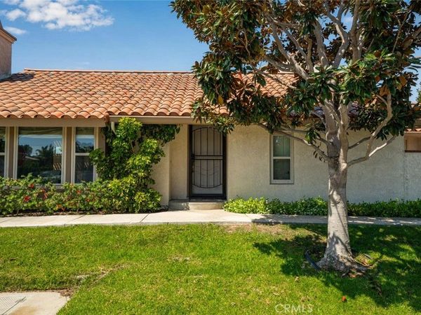 7846 Beachcomber, Huntington Beach, CA 92648