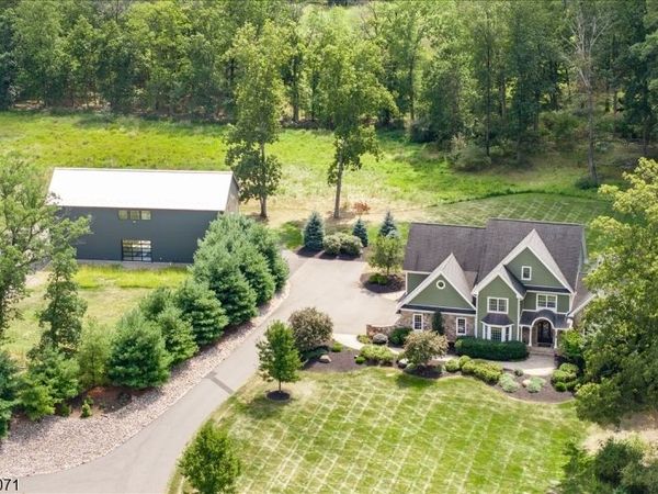 29 Tumble Falls Rd, Kingwood, NJ 08559