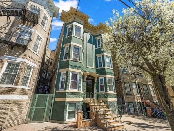 326 60Th St, West New York, NJ 07093