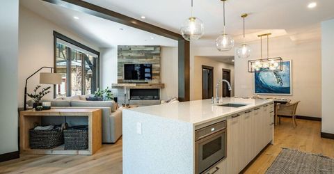 33 Beach Club Drive, Unit # 502, Stateline, NV 89449 Photo