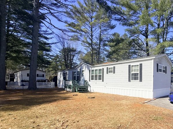 19 Larry Lane, Brunswick, ME 04011