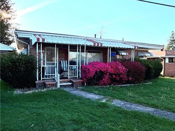 1438 Sattes Circle, Nitro, WV 25143