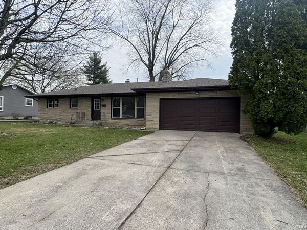 2820 Sherborne Boulevard, Fort Wayne, IN 46805