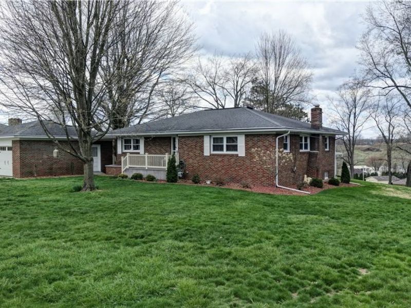 336 High Street SW, Sugarcreek, OH 44681 Photo 5