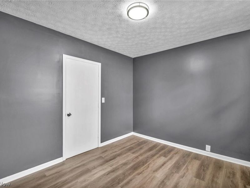 204 Grove Avenue, Cuyahoga Falls, OH 44221 Photo 25