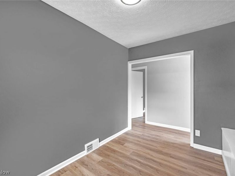 204 Grove Avenue, Cuyahoga Falls, OH 44221 Photo 32