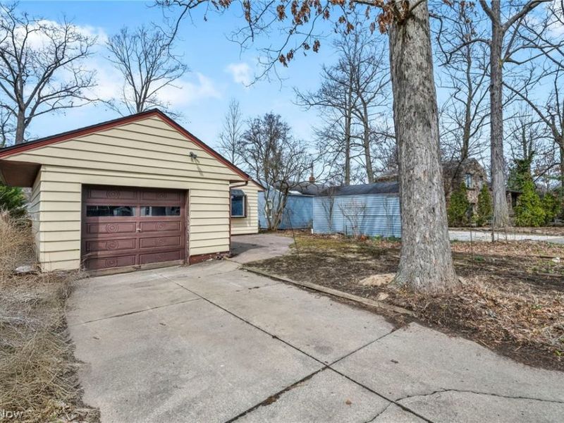 204 Grove Avenue, Cuyahoga Falls, OH 44221 Photo 40