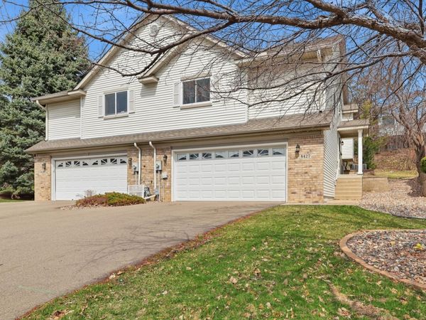 8427 143rd Street W, Apple Valley, MN 55124