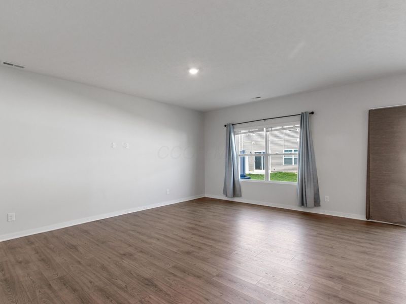 6356 Ripken Street, Columbus, OH 43228 Photo 6