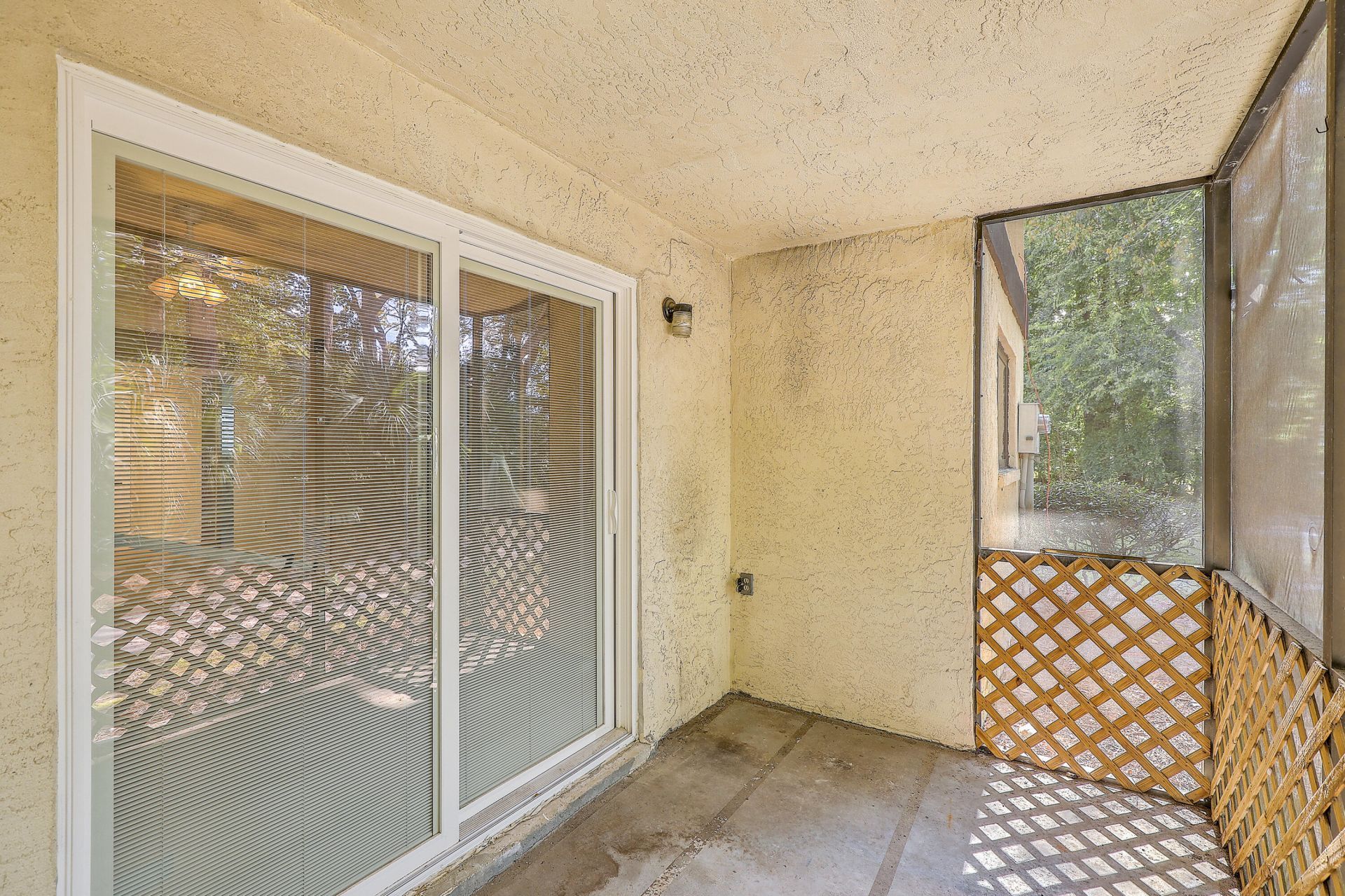 2162 Bees Ferry Road Photo 24