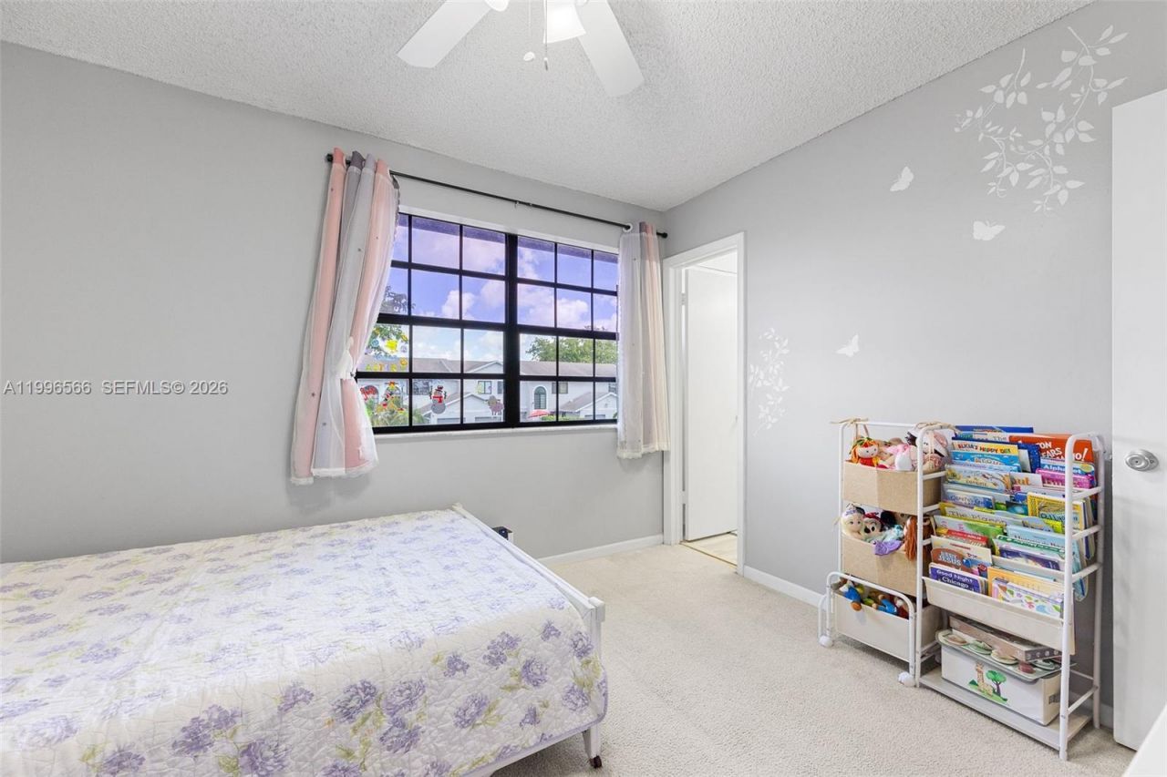 10500 NW 3rd St, Pembroke Pines, FL 33026 Photo