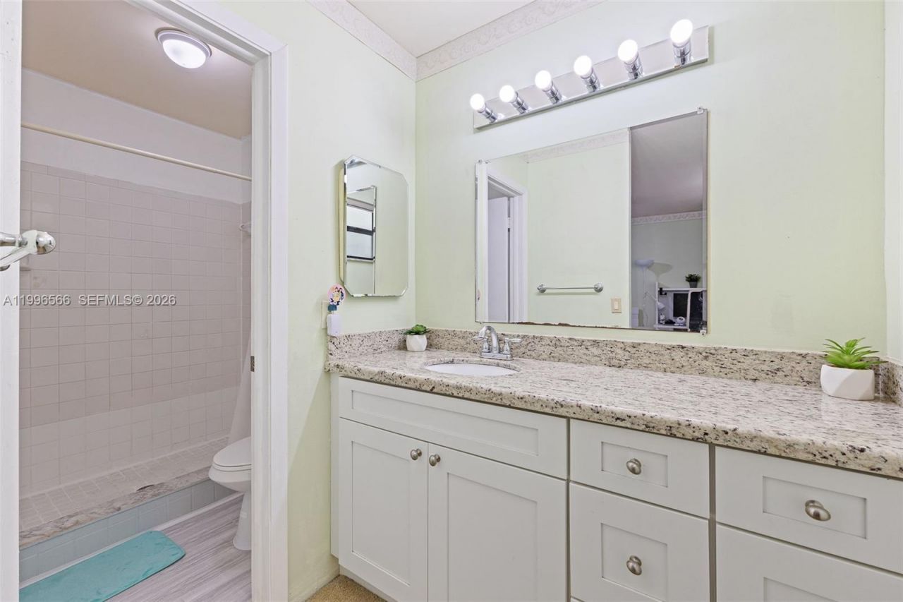 10500 NW 3rd St, Pembroke Pines, FL 33026 Photo