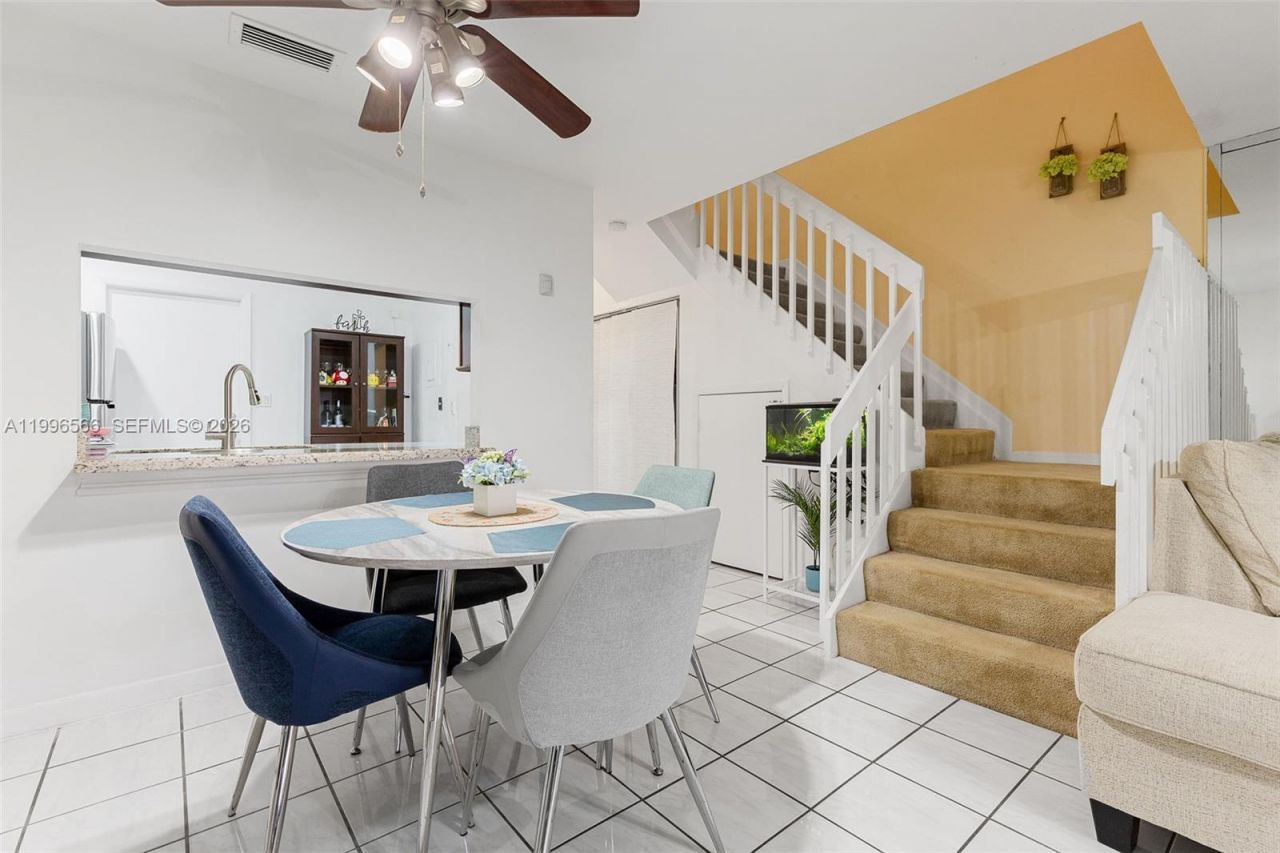 10500 NW 3rd St, Pembroke Pines, FL 33026 Photo