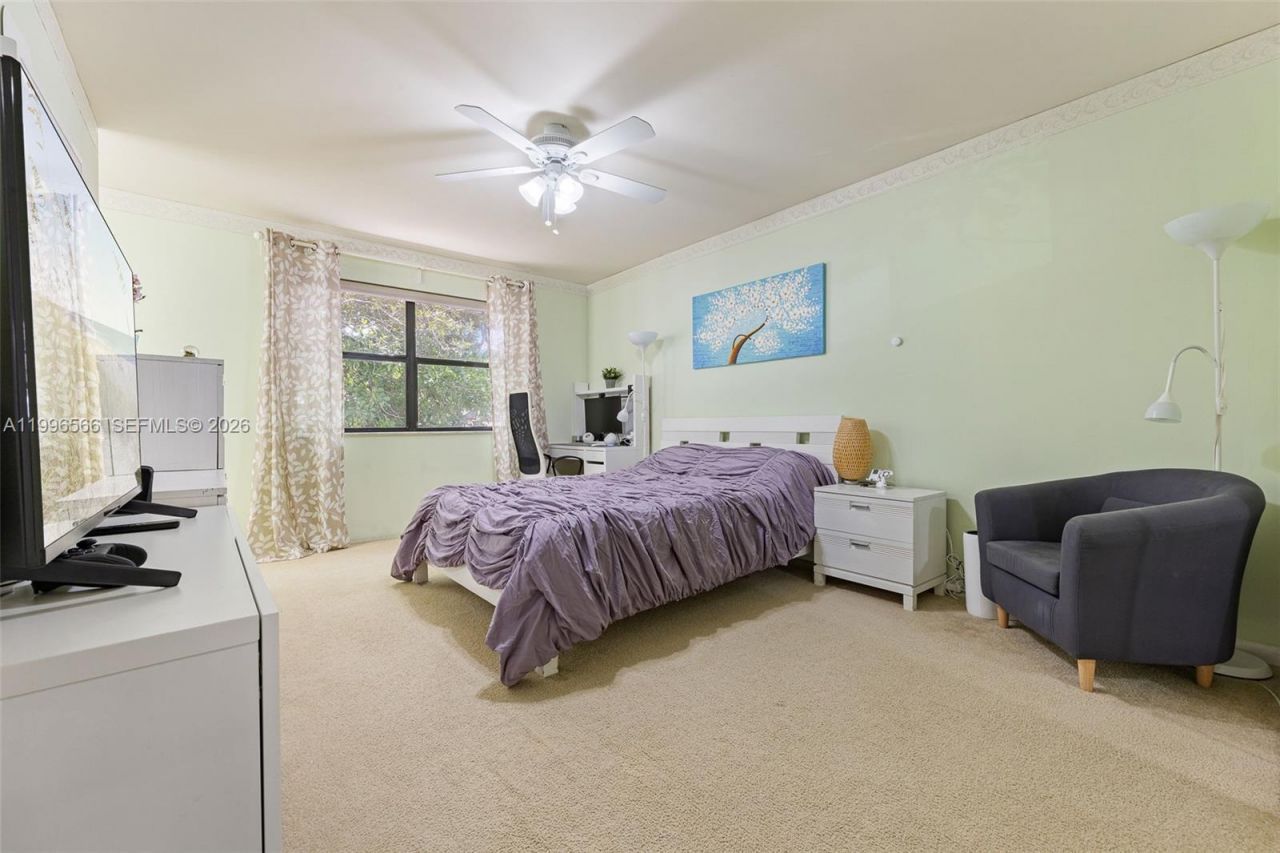 10500 NW 3rd St, Pembroke Pines, FL 33026 Photo