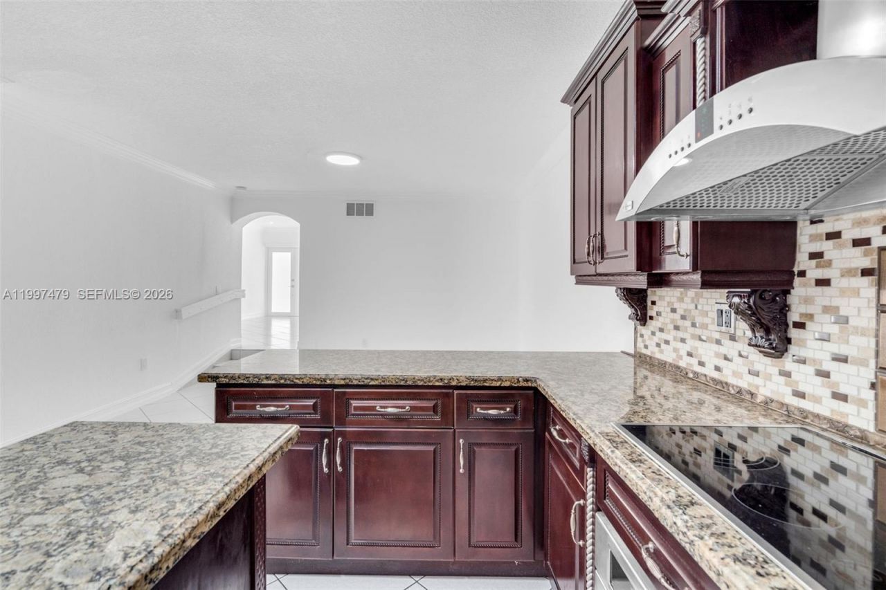 201 SW 51st Ct, Unit 1, Miami, FL 33134 Photo