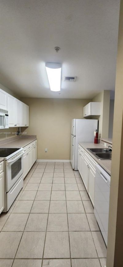 1200 Town Center Dr, Unit 201, Jupiter, FL 33458 Photo