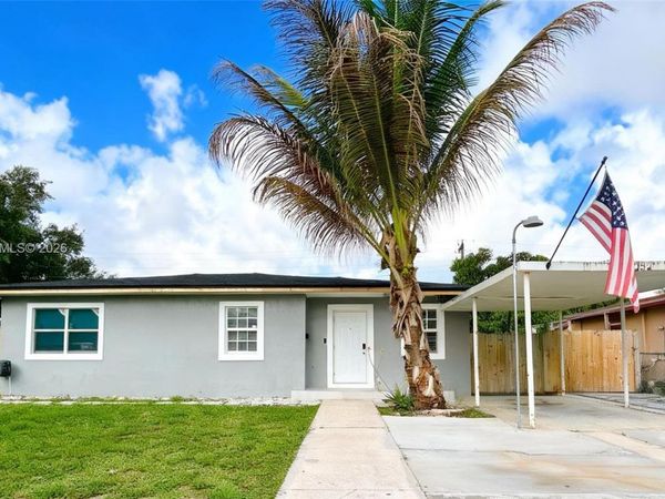 16082 NE 9th Ct, North Miami Beach, FL 33162