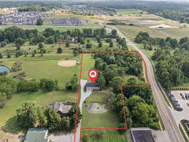 988 E Turkeyfoot Lake Road, Akron, OH 44312 Photo 6