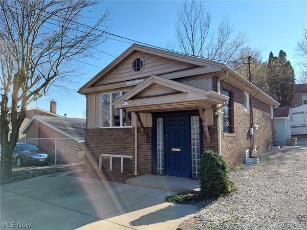 211 N Main Street, Hubbard, OH 44425