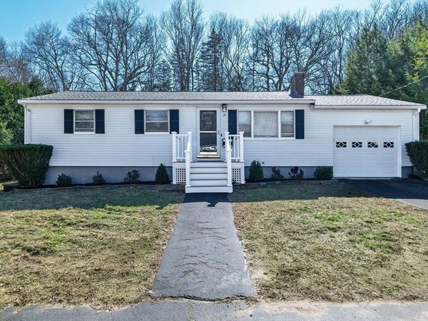 19 Cochato Park, Randolph, MA 02368