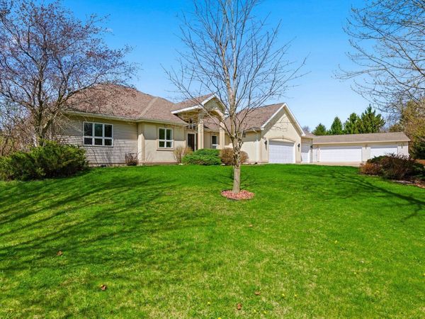 2145 Davis Hills Drive, Verona, WI 53593