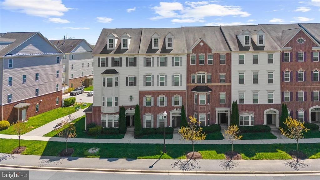 346 Chessington Drive, Odenton, MD 21113 Main Photo