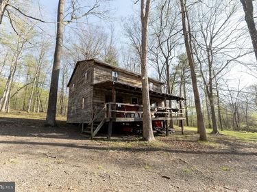 11016 COLT DRIVE, SHADE GAP, PA 17255