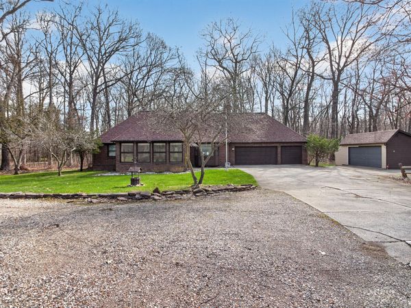 6284 Stofer Road, Chelsea, MI 48118