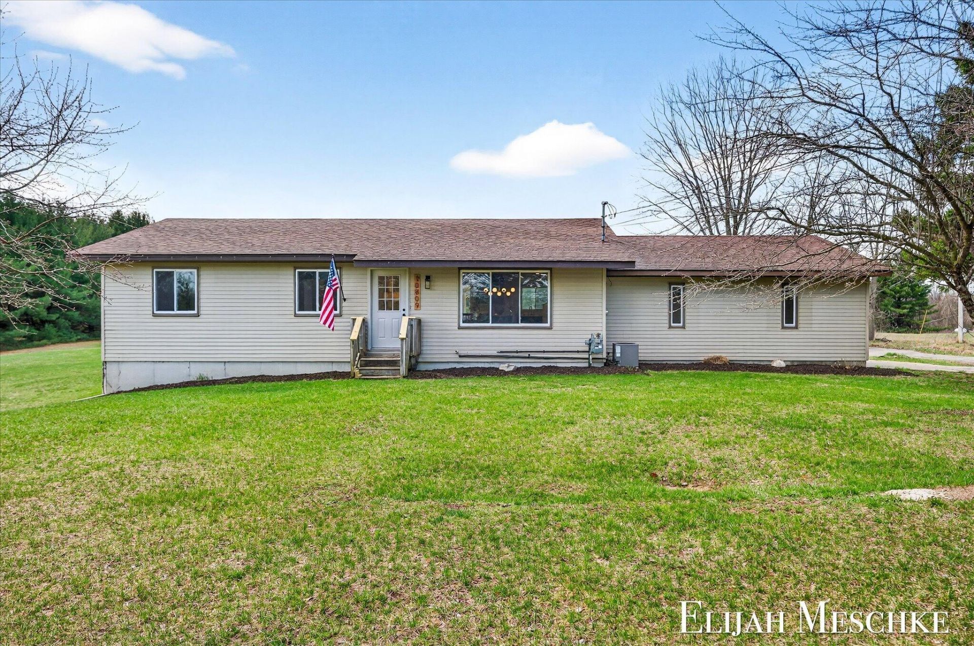 10809 Morgan Mills Road Ne, Greenville, MI 48838 Main Photo