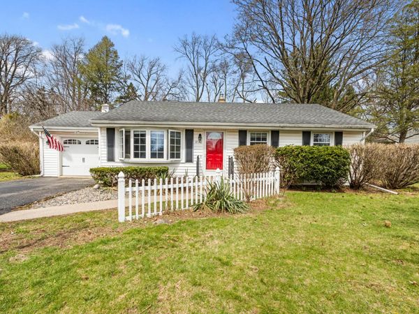 2130 Kalarama Avenue, Portage, MI 49024