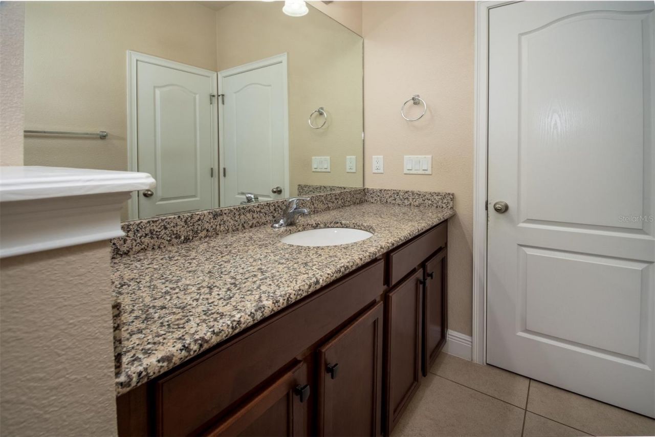 11604 Quiet Forest Drive, Tampa, FL 33635 Photo