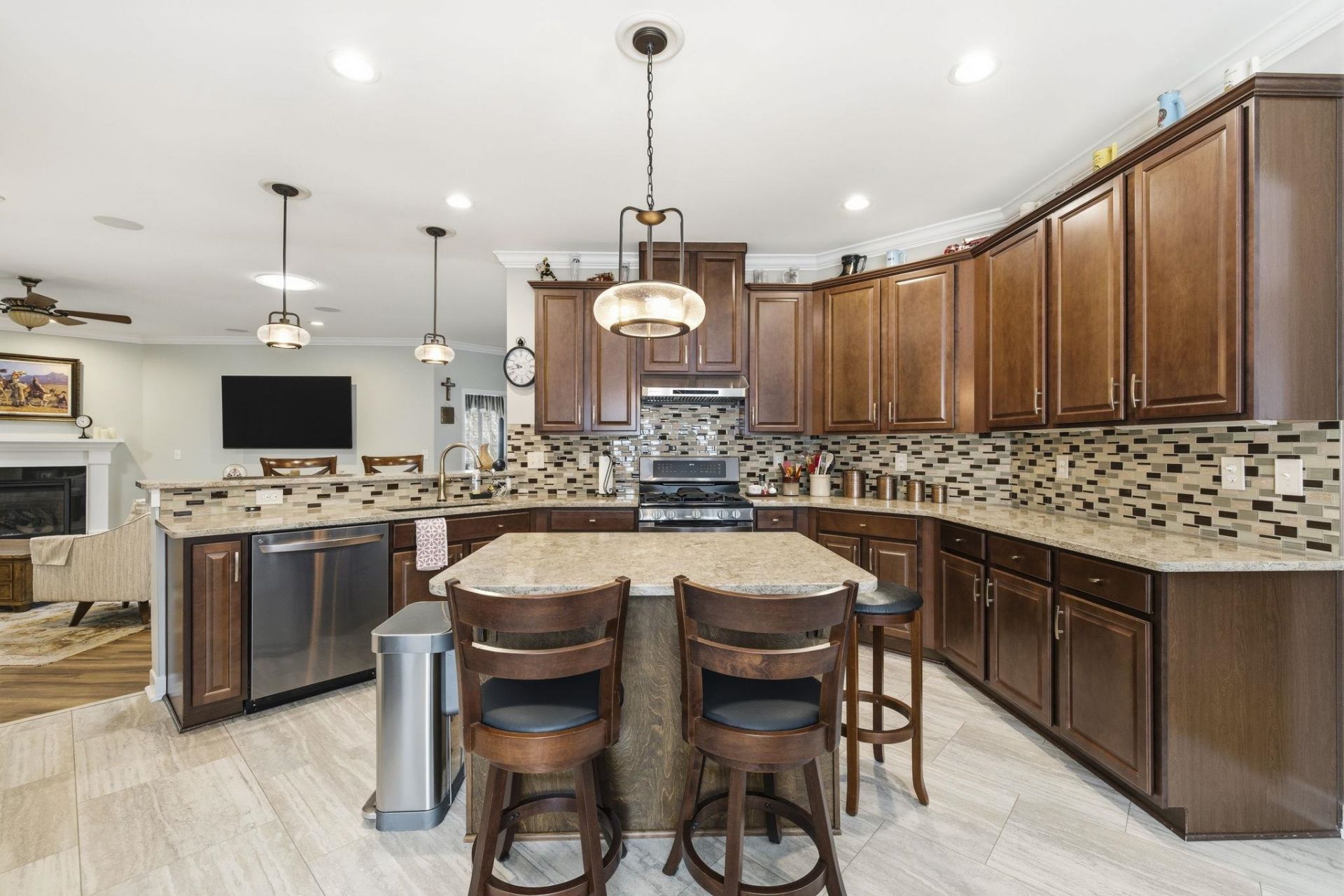 1601 Belle Ridge Ct. Photo 13