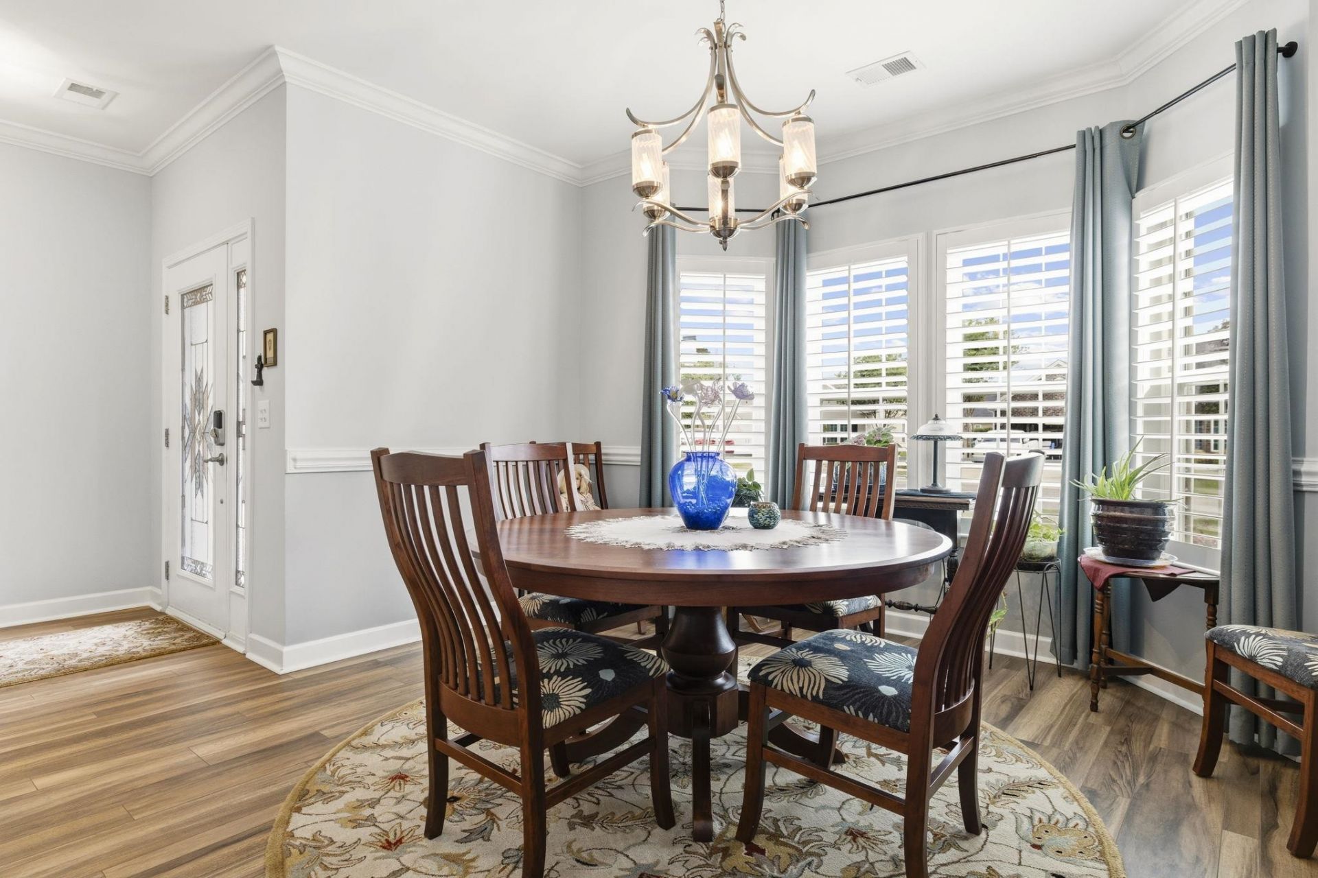 1601 Belle Ridge Ct. Photo 9