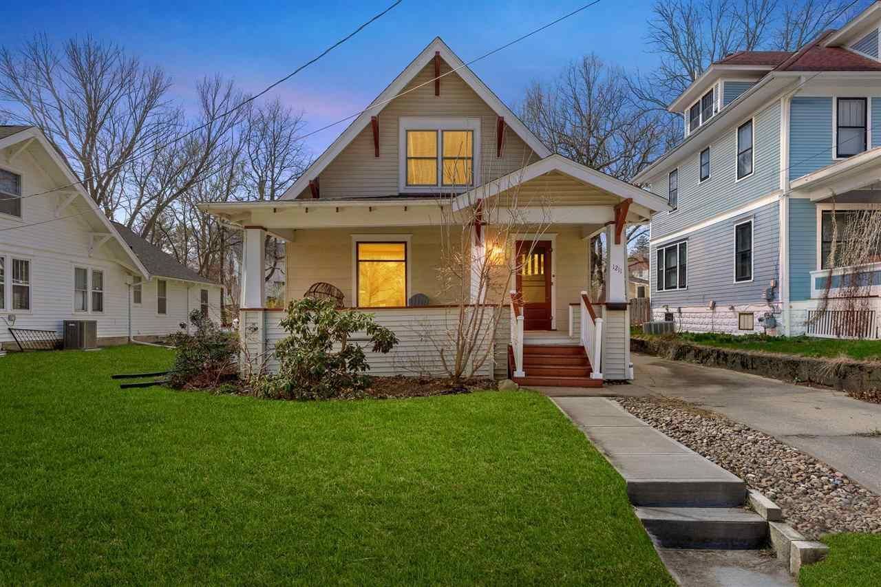 1211 Muscatine Ave, Iowa City, IA 52240 Main Photo