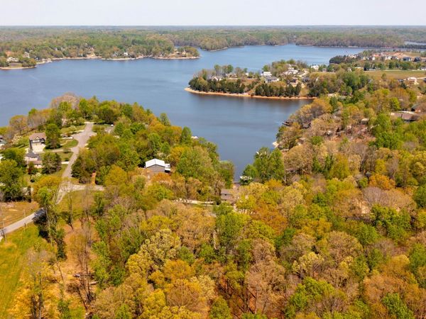 891 Hopkins Ln , Winchester, TN 37398