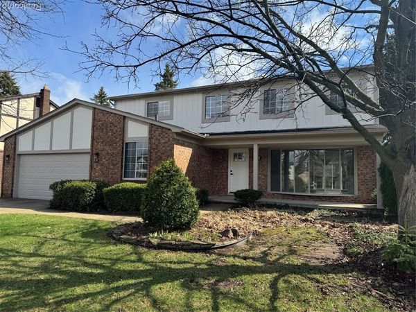 2729 Powderhorn Ridge Road, Rochester Hills, MI 48309