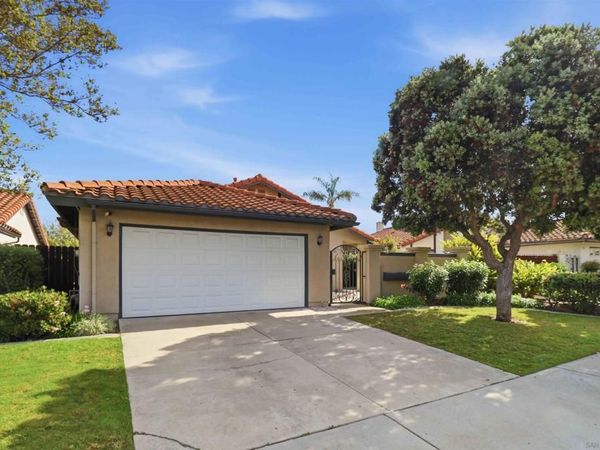 250 Manzanita, Oceanside, CA 92057