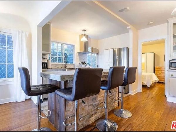 11325 Mississippi Avenue, Unit A, West Los Angeles, CA 90025